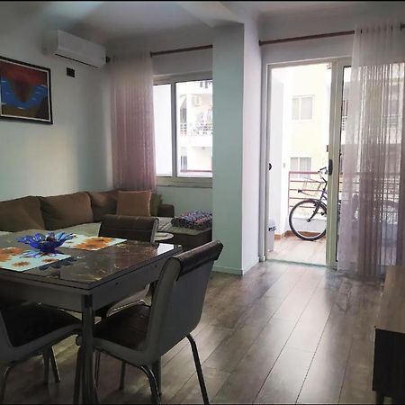 Ferienwohnung #1 Modern 1Br With Balcony In Up-And-Coming Hip Area Tirana Exterior foto